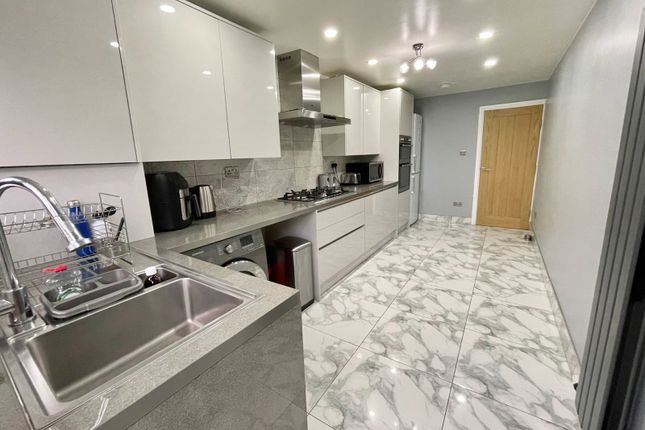 102, Sandgate Road, Birmingham photo 4