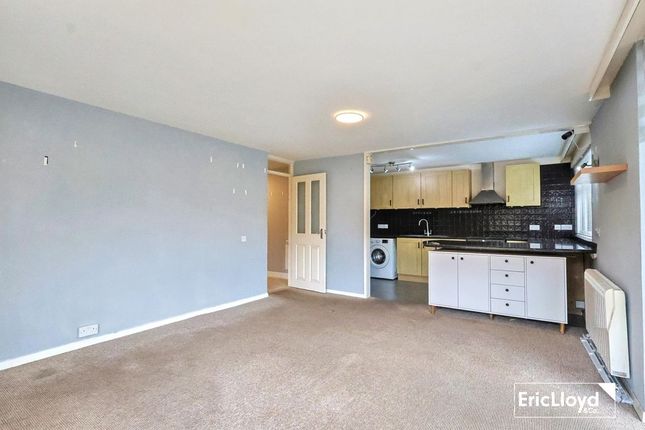 6 Park Court, Heath Road, Brixham photo 4