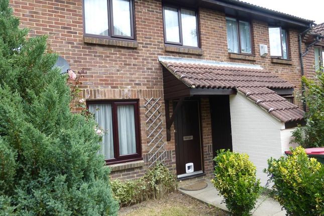 Thumbnail Property to rent in Capsey Road, Ifield, Crawley