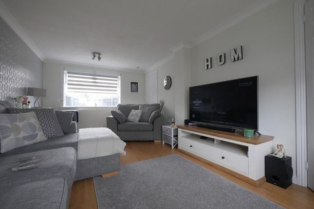 1, Falcon Road, Johnstone photo 2