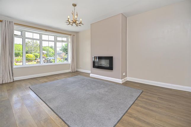 10, Northolt Avenue, Leigh photo 4