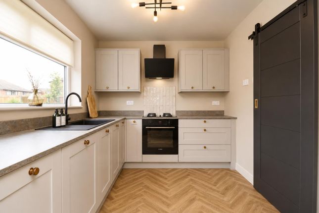 2, Hollystone Court, Billingham photo 2