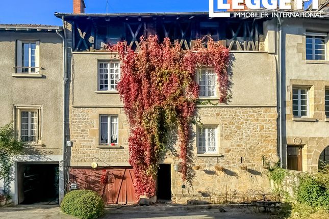 Thumbnail Villa for sale in Eymoutiers, Haute-Vienne, Nouvelle-Aquitaine