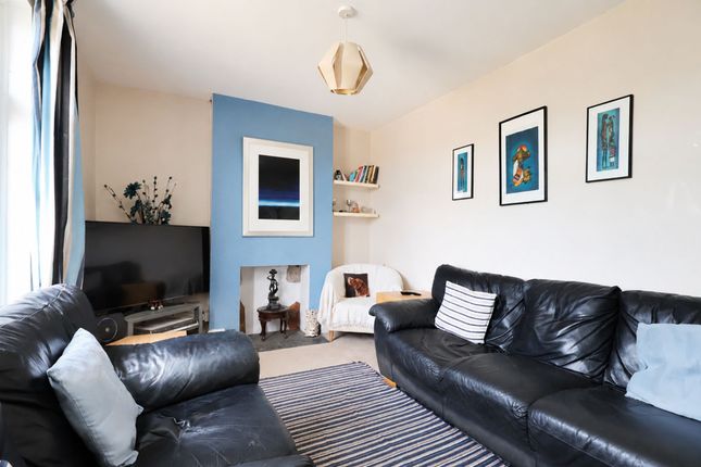 2 Seaview, Newquay photo 2