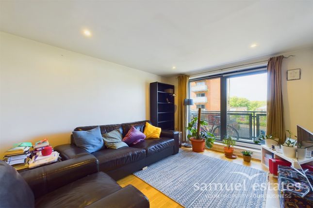 Thumbnail Flat to rent in Prospect House, Colliers Wood