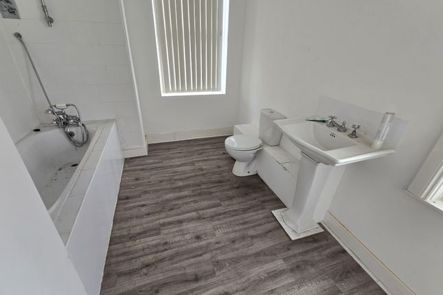 78, Burngreave Road, Sheffield photo 4