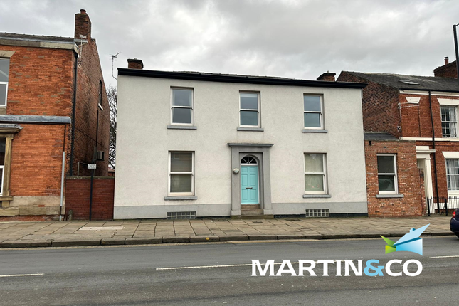 Flat for sale in Bond Street, Wakefield, West Yorkshire, West Yorkshire