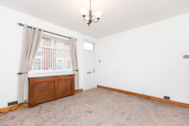 31, Smawthorne Avenue, Castleford photo 3