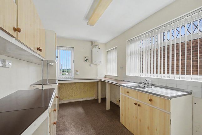51, Bulcote Drive, Nottingham photo 2