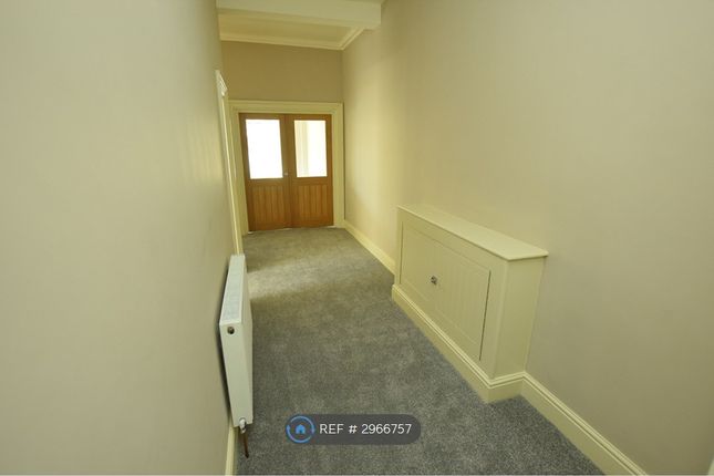 Scalby Road, Scarborough photo 2