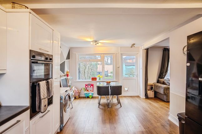 34, Franks Avenue, Hereford photo 4