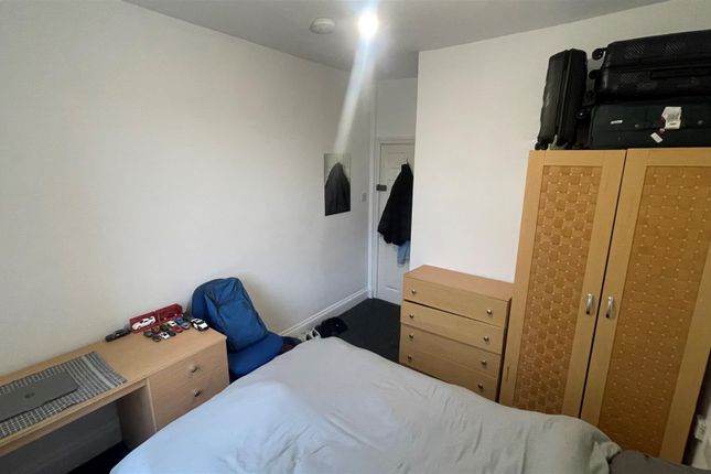41, Heathcote Street, Hull photo 4