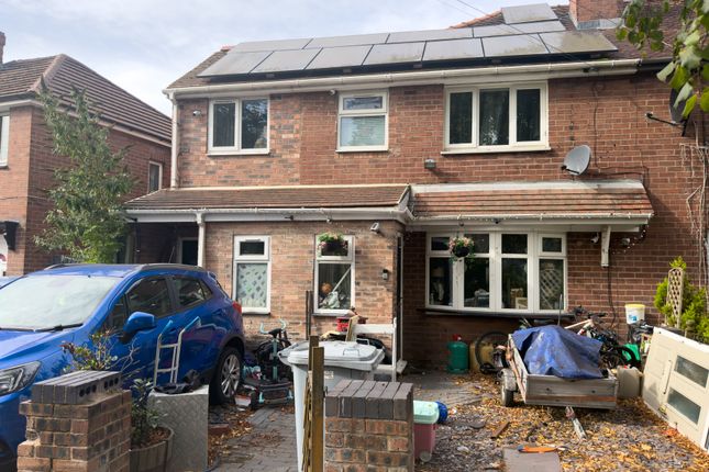 4-bed semi-detached on 27, Mossford Avenue, Crewe, £130,000