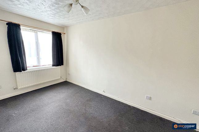 89, Kenilworth Drive, Nuneaton photo 4