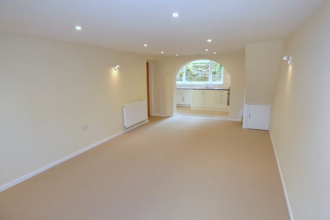 Taylors Farm Cottages, Midhurst photo 4