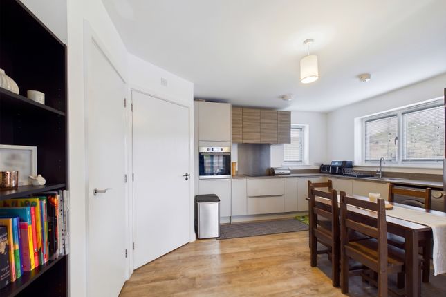 2, Quartz Close Newhall, Swadlincote photo 3