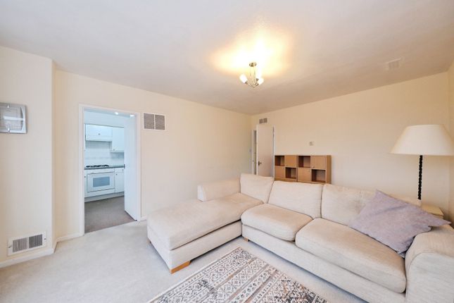 22, Belvoir Lodge,, Carlton, Nottinghamshire photo 4