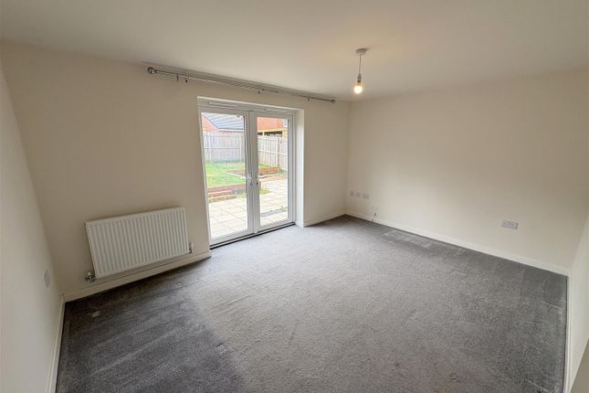 28, Haydock Drive, Darlington photo 3