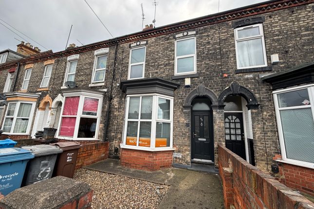 Terraced house for sale in Queens Road, Hull