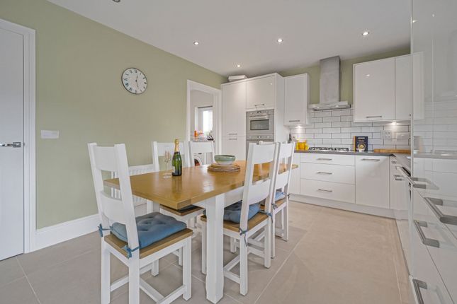 1, Clos Goch, Pentyrch, CF15 photo 4