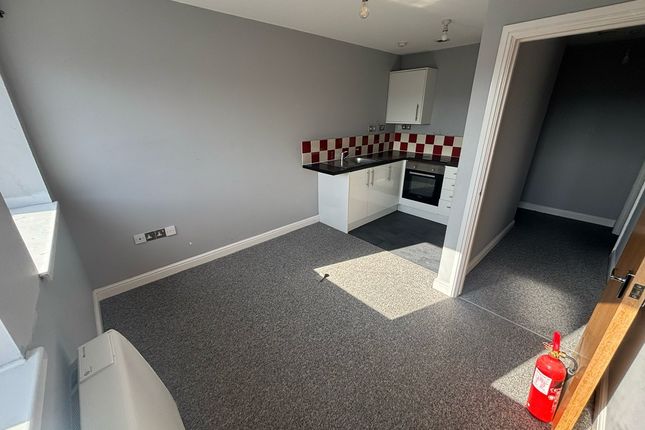 1126, SWANSEA photo 5