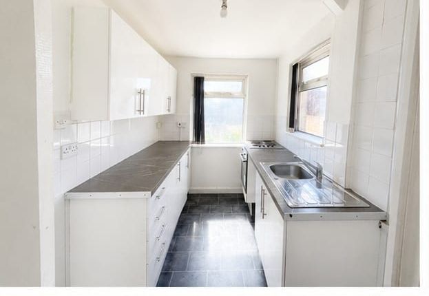 22, Sable Avenue, Port Talbot photo 4