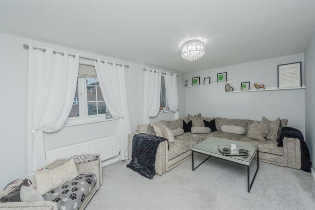 Town house for sale in Ironstone Gardens, Farnley, Leeds