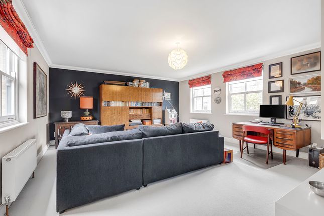 Nightingale Mews, Bow photo 3