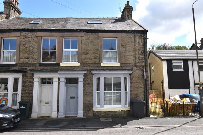 Thumbnail Terraced house to rent in West Road, Buxton