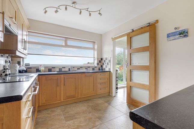 6 Bonser Close, Nottingham photo 4