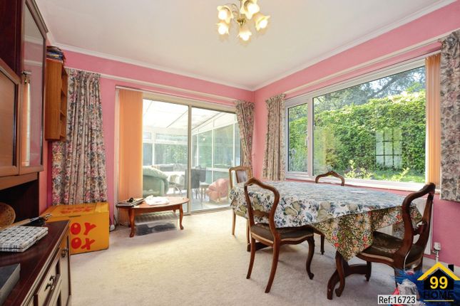 7, Tower Close, Berkhamsted photo 4