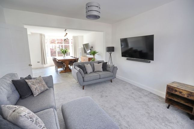 76 Glebelands Road, Manchester photo 5