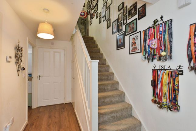 29, Ratcliffe Close, Buckinghamshire photo 3