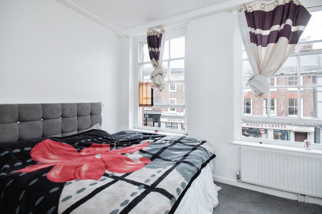 Flat for sale in West Street, Blandford Forum