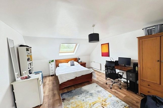 15, Moorland Road, London photo 2
