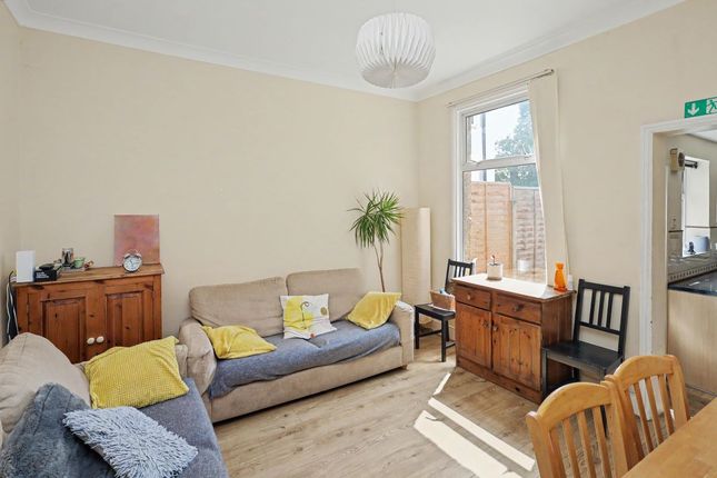 96, Sebert Road, Forest Gate photo 4