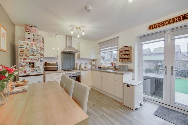 17 Bilberry Way, Congleton photo 3