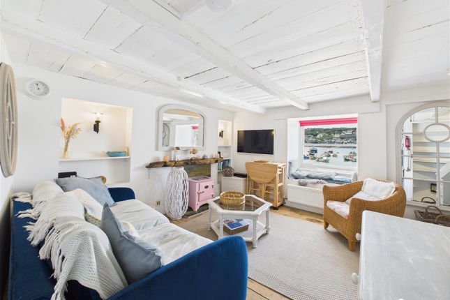 Mermaids Cove, 9, Quay Street, St. Ives photo 3