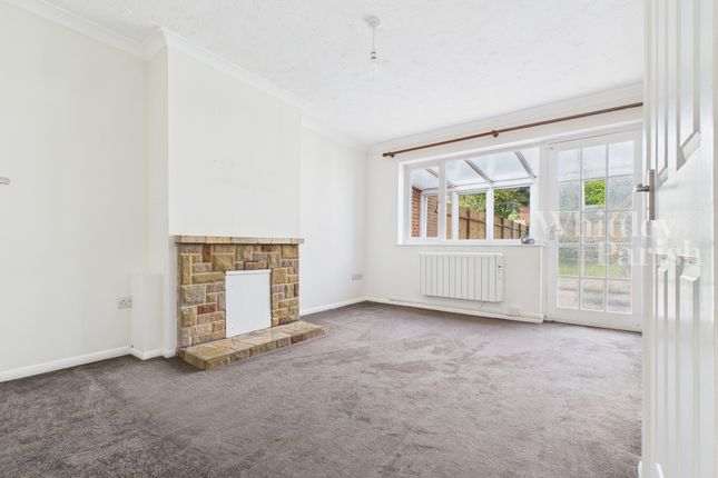 10, Woodland Rise, Norwich photo 2