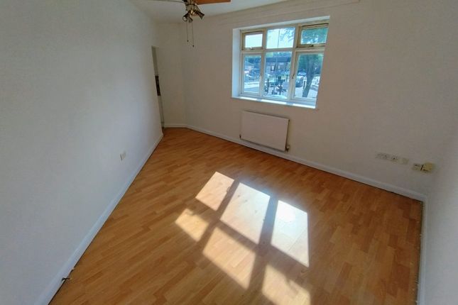 2b, Woden Road East, Wednesbury photo 2