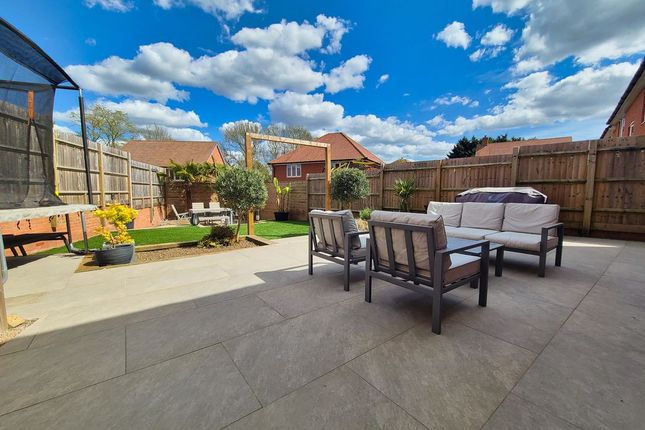 6, Lakeside Way, Totton photo 3