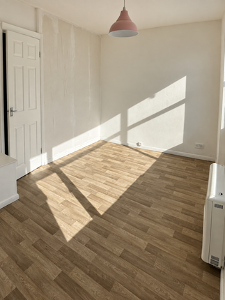 25 Telford Way, Leicester photo 5