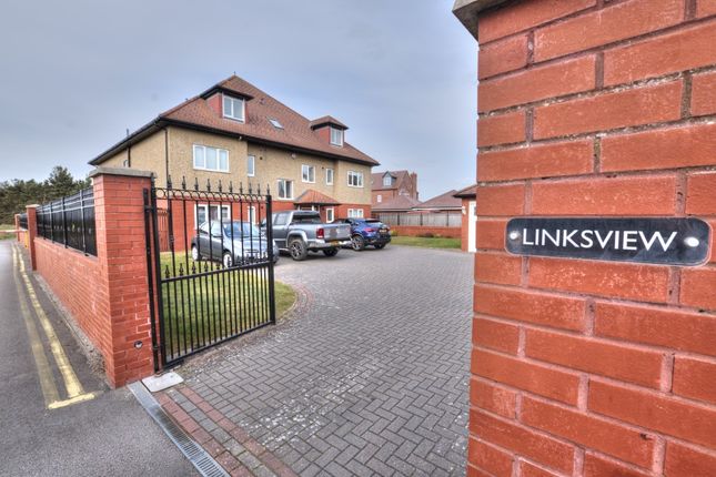 Thumbnail Flat to rent in Linksview, Hall Road West, Blundellsands, Liverpool