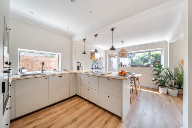 10, St. Catherine Street, Hampshire photo 4