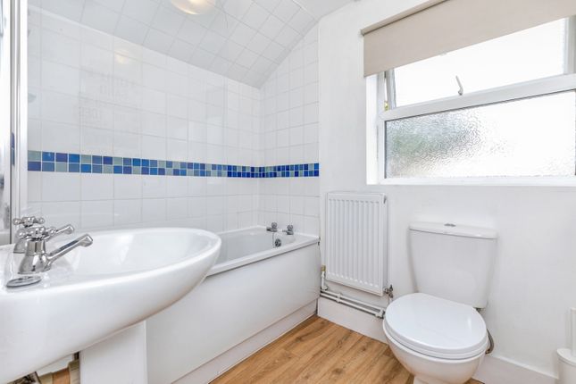 73, Shakespeare Road, Kent photo 4