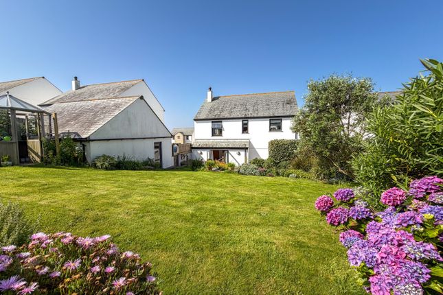 42 The Shrubberies, Porthleven, Cornwall photo 3