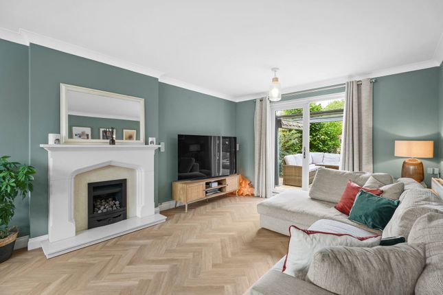 76, Dickens Drive, Milton Keynes photo 4