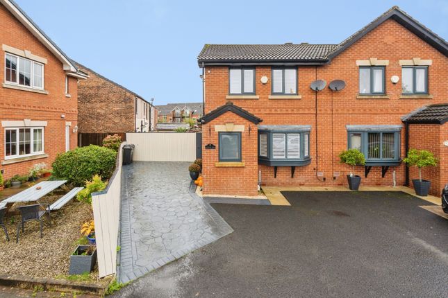 3-bed semi-detached on Albany Fold, Bolton, £290,000