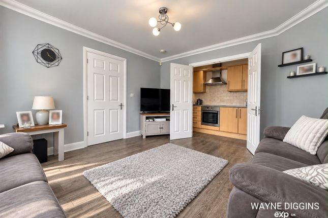 Sadlers Mead, 3,Flat 2, Clare Road, Benfleet photo 4