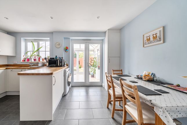 45, Clifford Avenue, Tewkesbury photo 4